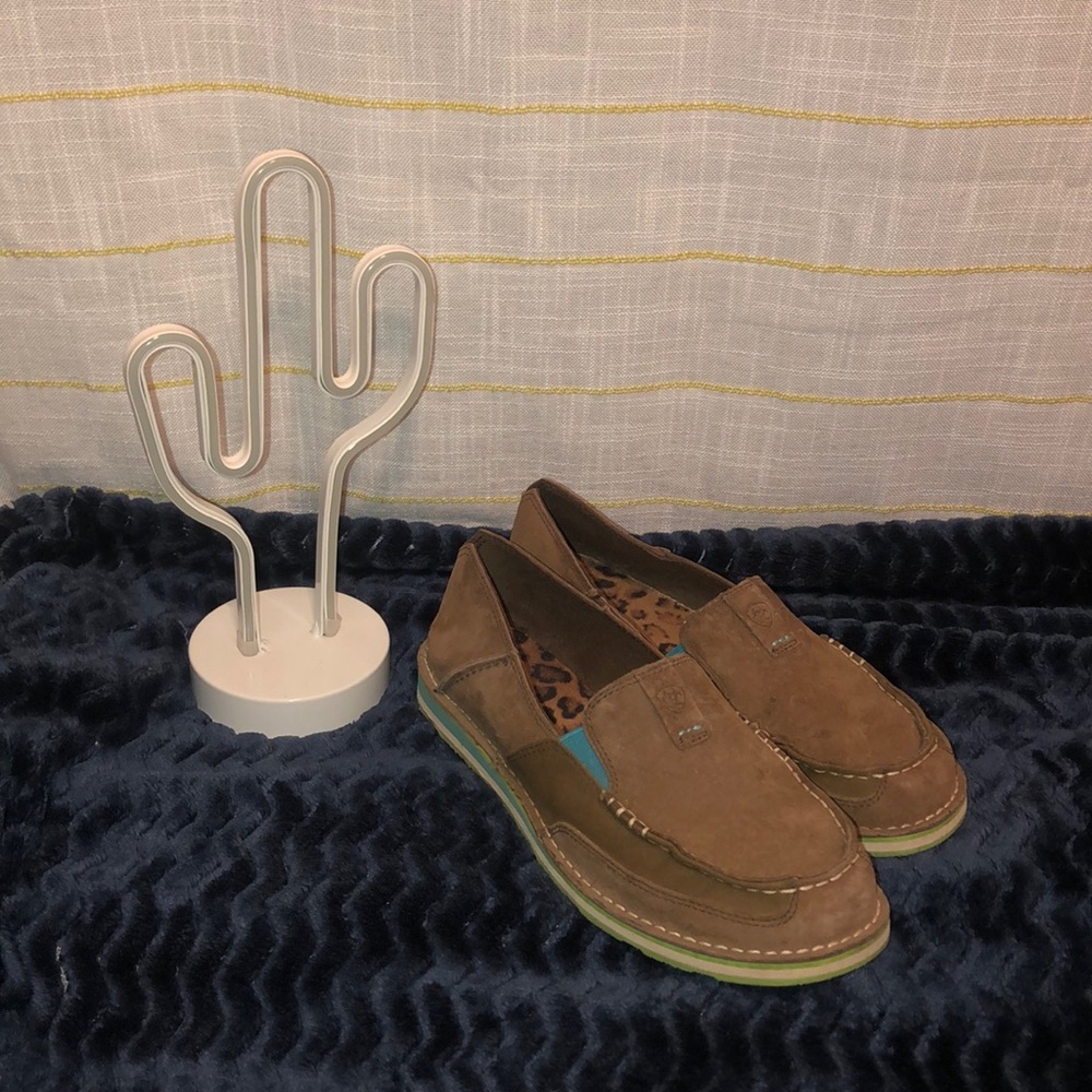 Ariat Leather slip on shoes
